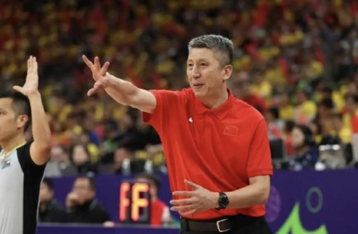 世界杯app下载-郭士强:中国男篮非常团结,连续两场逆转依靠为国而战的信仰