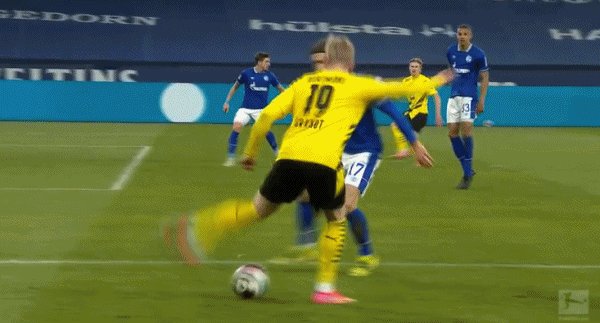1613859982115062065.gif 【德甲】多特4-0沙尔克笑傲德比 哈兰德2球桑乔传射